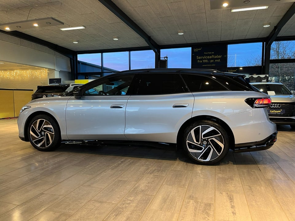 VW ID.7 77 Style+ Tourer 5d