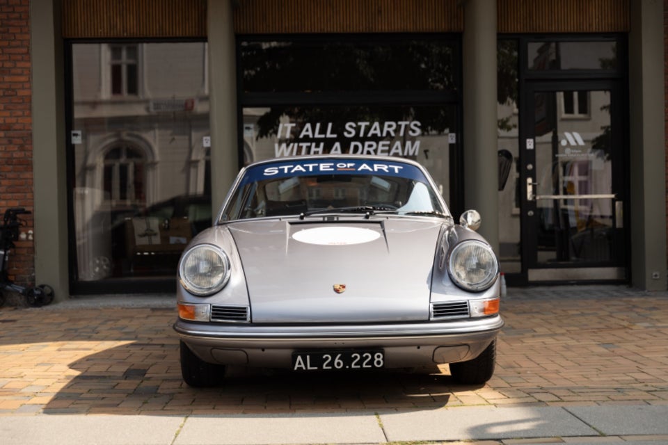 Porsche 911 2,2 Coupé L SWB 2d