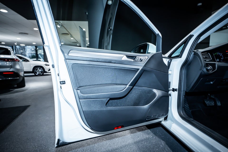 VW e-Golf VII Comfortline 5d