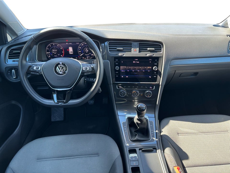 VW Golf VII 1,5 TSi 130 Comfortline Variant 5d