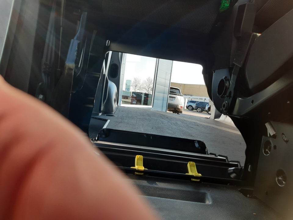 Peugeot e-Expert 75 L2 Ultimate Van