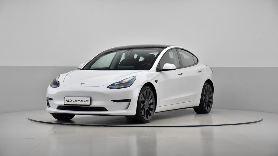 Tesla Model 3 Performance AWD 4d