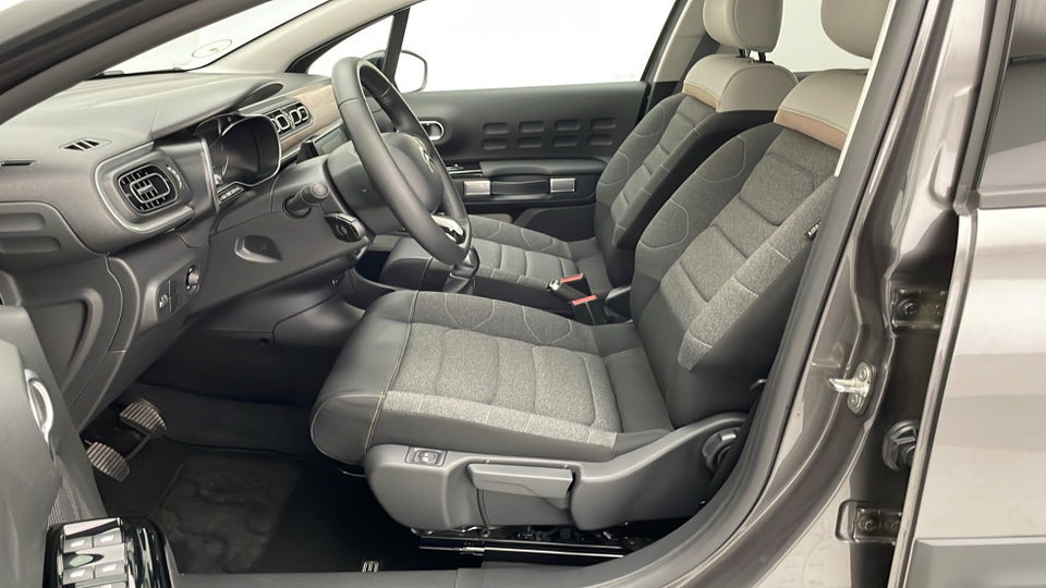 Citroën C3 1,2 PureTech 83 Shine 5d