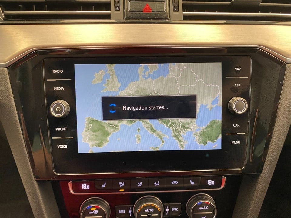 VW Passat 1,5 TSi 150 Elegance+ Variant DSG 5d