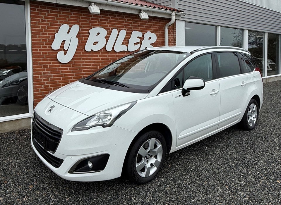 Peugeot 5008 1,2 e-THP 130 Style 7prs 5d