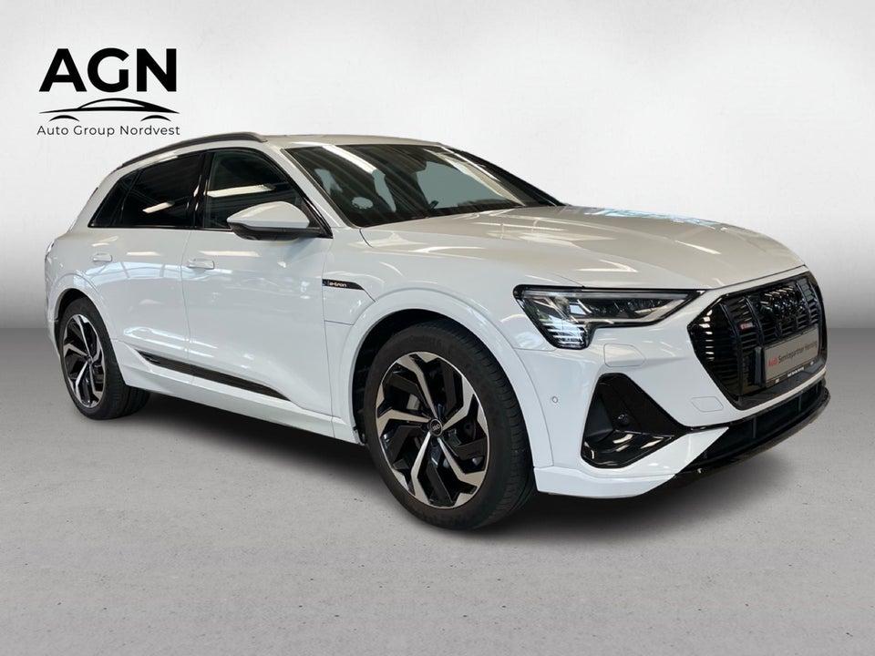 Audi e-tron 55 S-line quattro 5d