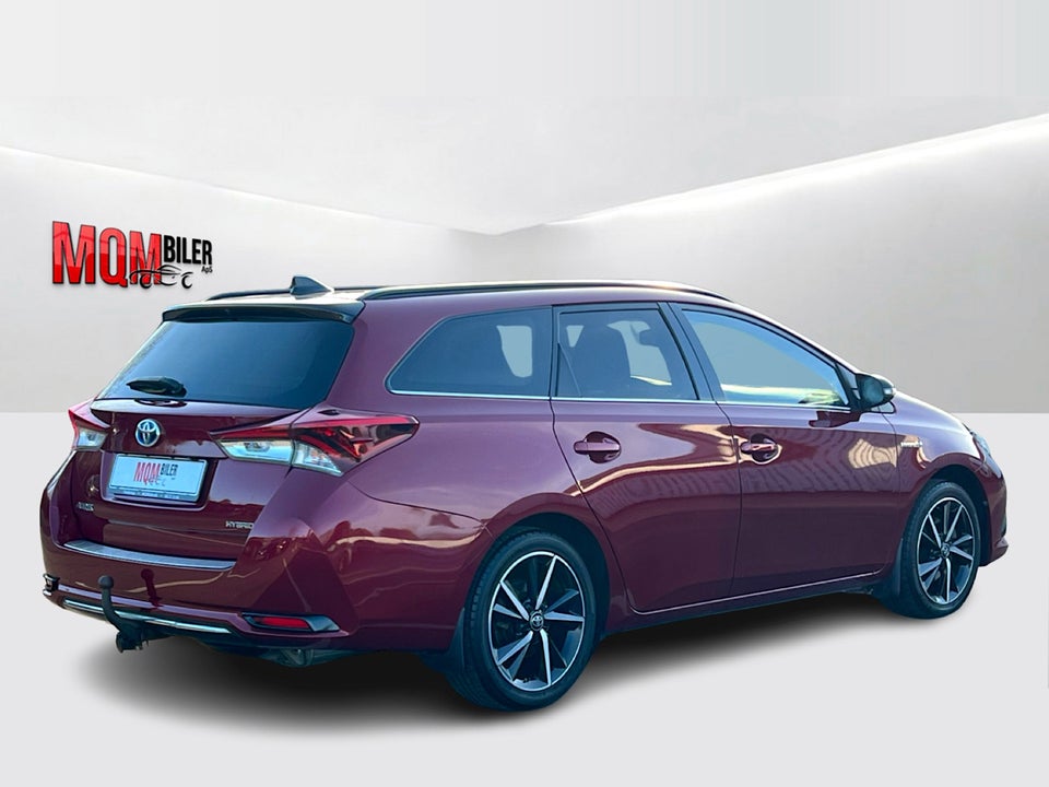 Toyota Auris 1,8 Hybrid Prestige Touring Sports CVT 5d