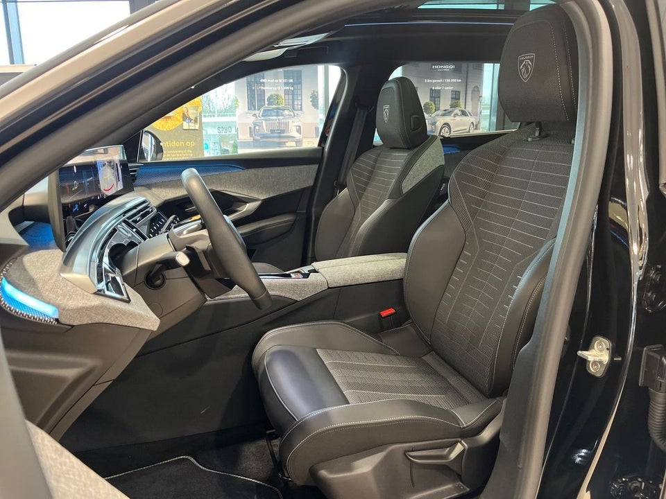 Peugeot e-5008 77 GT Pack 7prs 5d