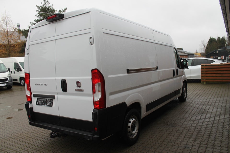 Fiat Ducato 35 2,2 MJT 140 Kassevogn L3H2 Pro+ aut.