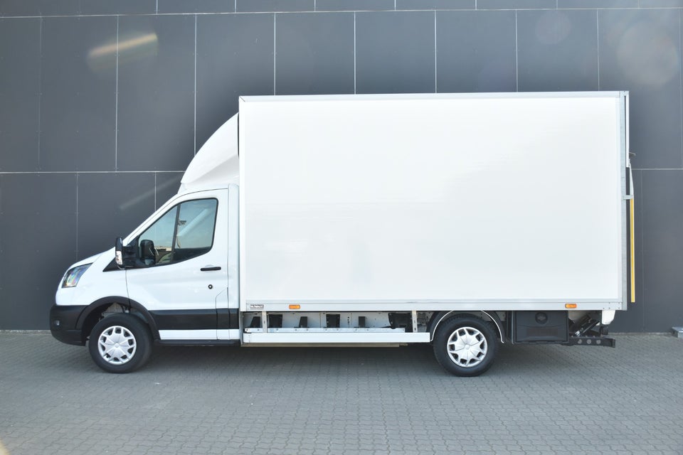 Ford E-Transit 350 L3 Chassis 68 Trend H1 RWD