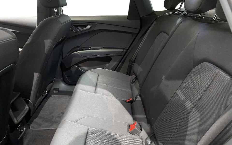 Audi Q4 e-tron 50 Attitude Sportback quattro 5d