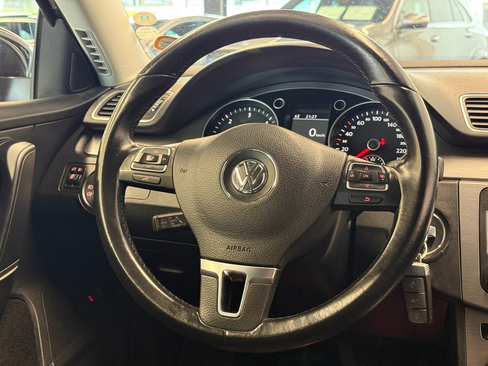 VW Passat 2,0 TDi 140 Comfortline Variant BMT 5d