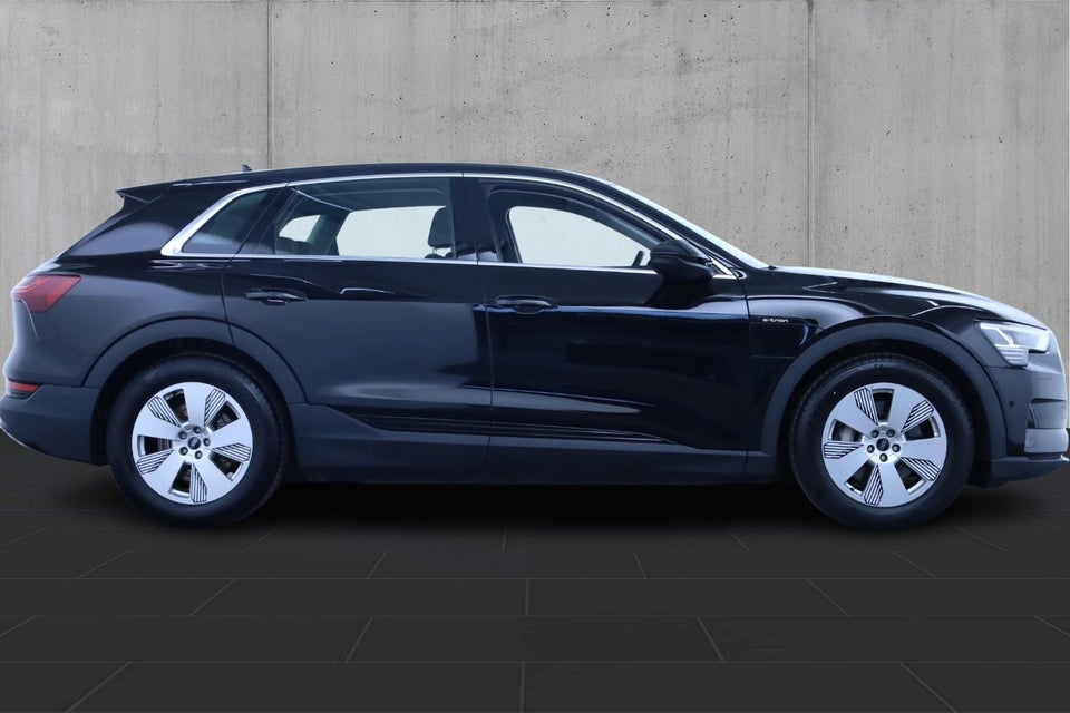 Audi e-tron 50 quattro 5d