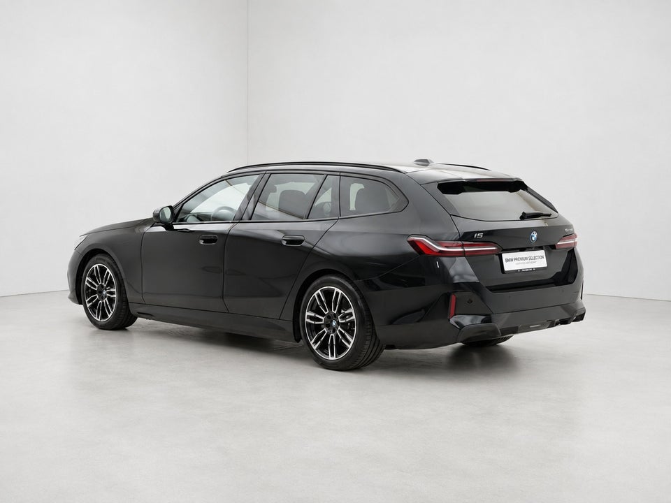 BMW i5 eDrive40 Touring M-Sport 5d