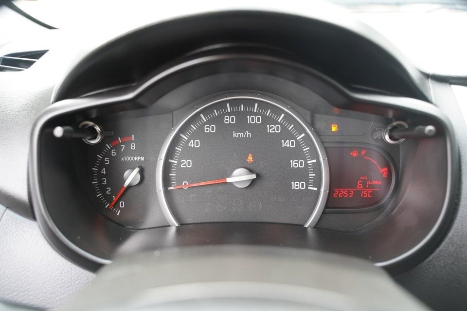 Suzuki Celerio 1,0 Dualjet Club 5d