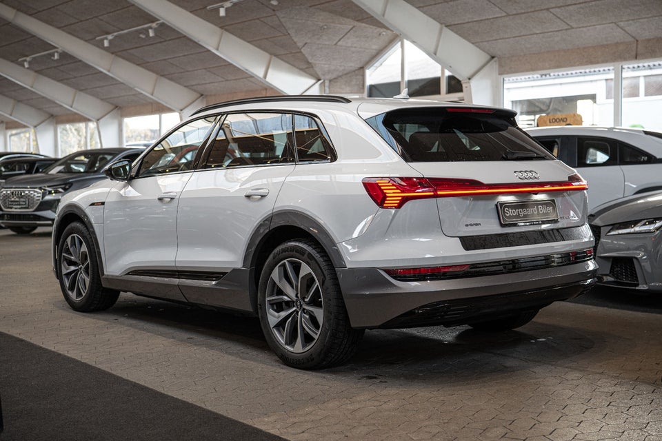 Audi e-tron 55 Advanced quattro 5d