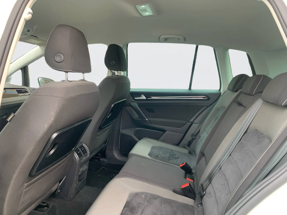 VW Golf Sportsvan 1,4 TSi 150 R-line DSG BMT 5d