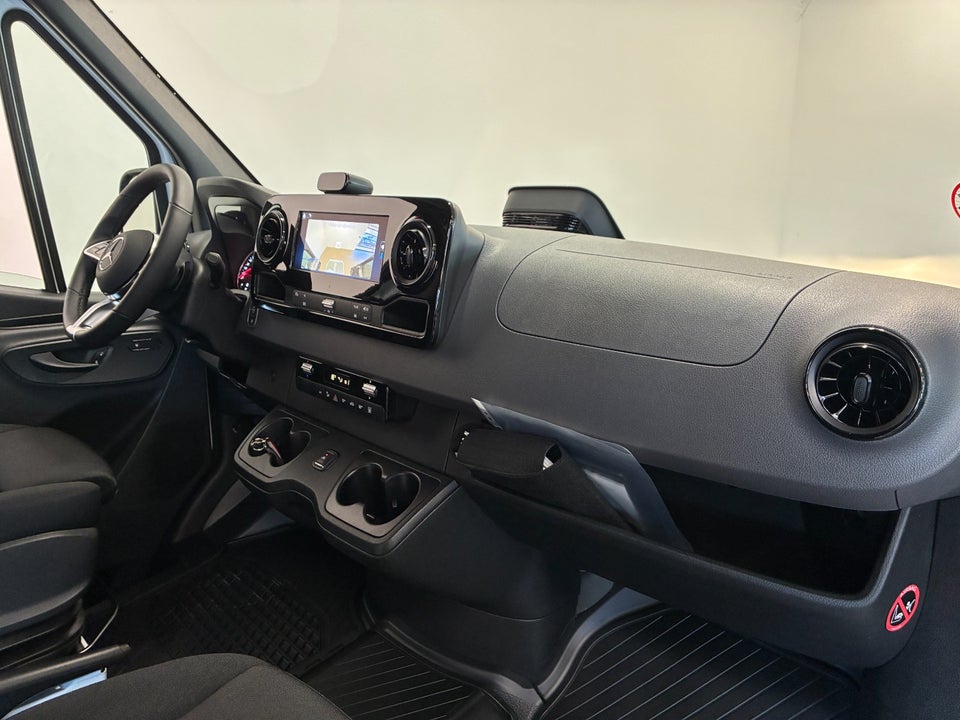Mercedes Sprinter 317 2,0 CDi A2 Tourer PRO aut. RWD