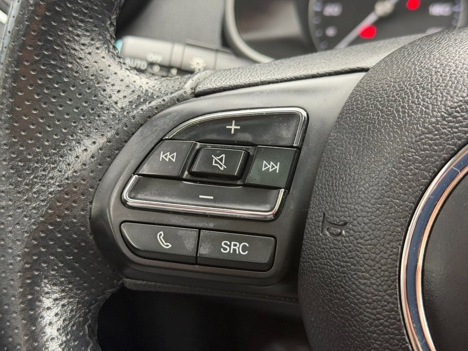 MG ZS EV Luxury 5d