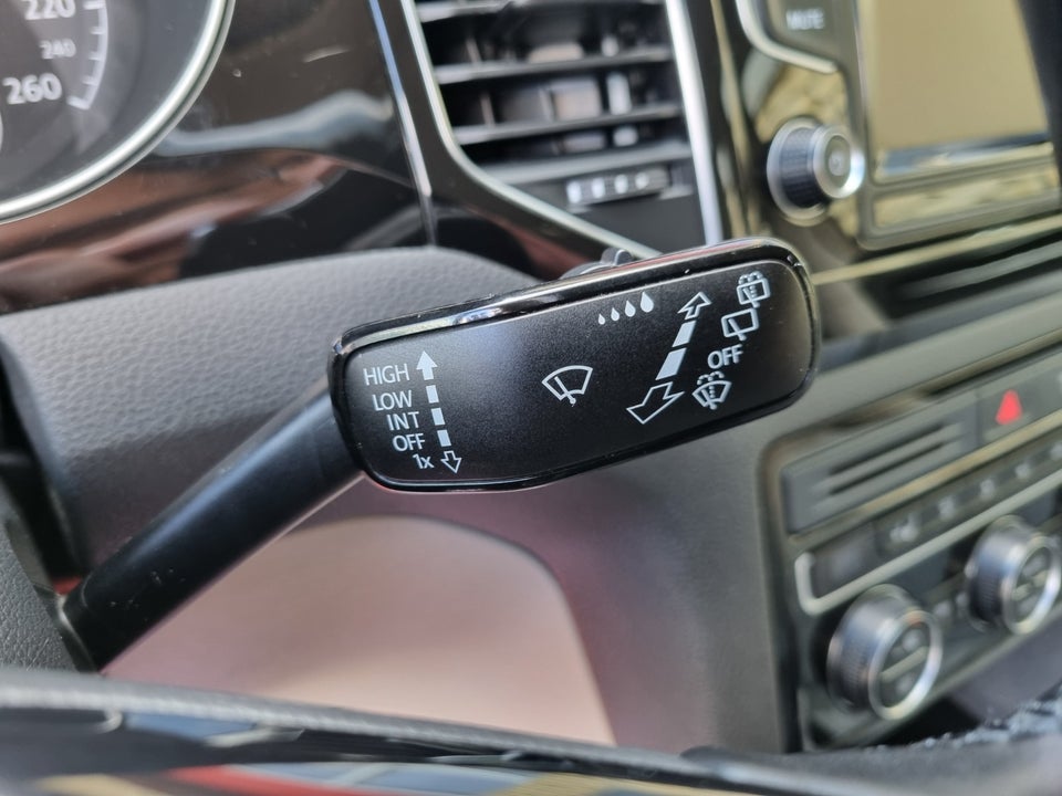 VW Golf Sportsvan 1,4 TSi 125 Highline BMT 5d