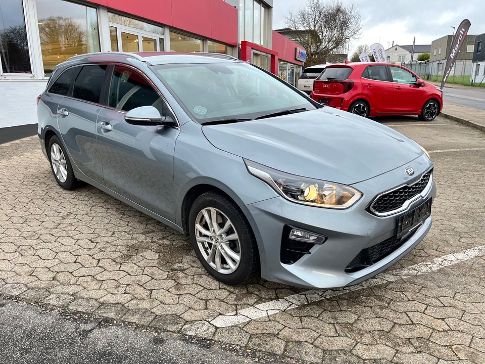 Kia Ceed 1,4 T-GDi Intro Edition SW DCT 5d