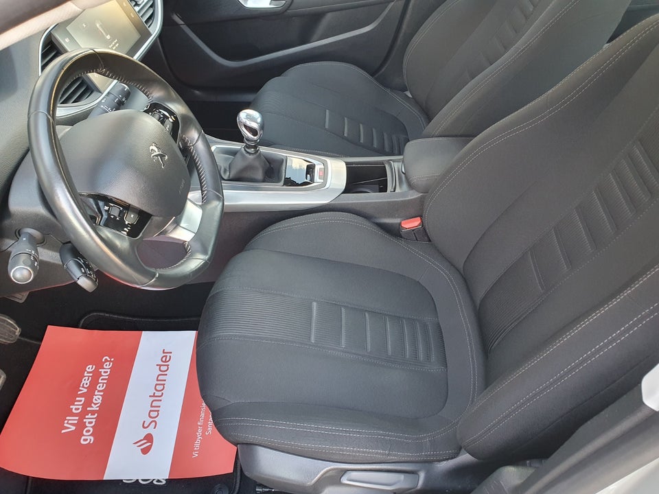 Peugeot 308 1,6 BlueHDi 120 Allure 5d