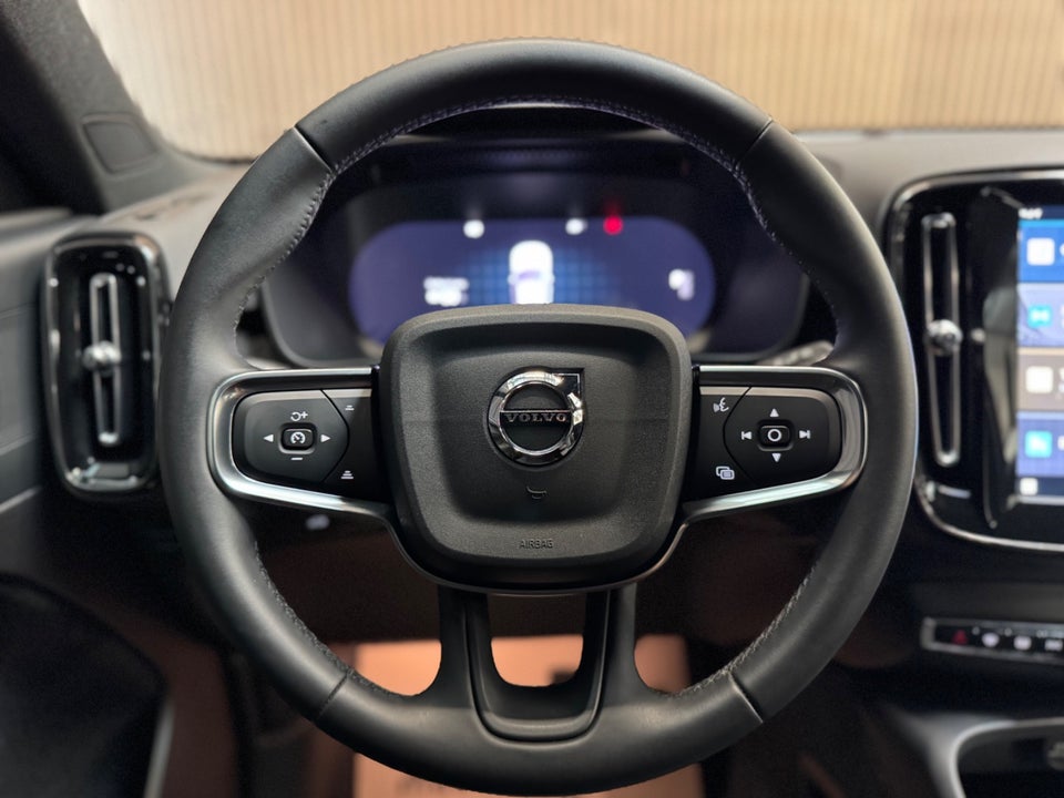 Volvo EX40 Extended Range Core 5d