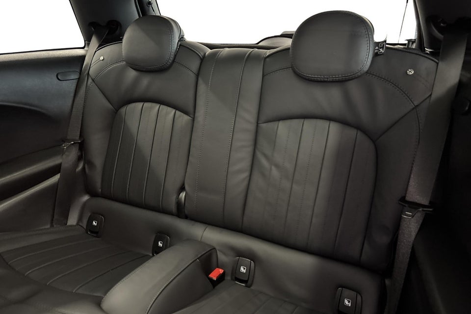 MINI Cooper SE Maximise 3d