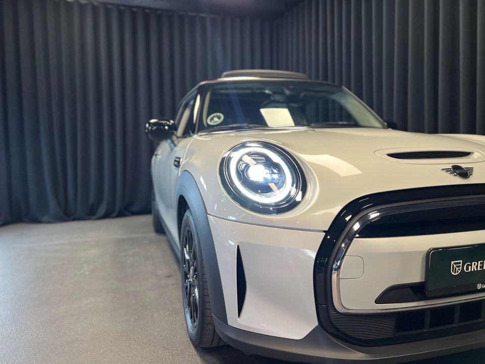 MINI Cooper SE Camden Edition 3d
