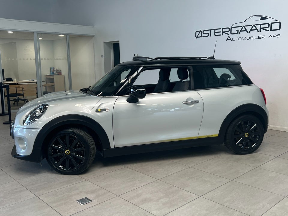 MINI Cooper SE Trim M Greenwich 3d