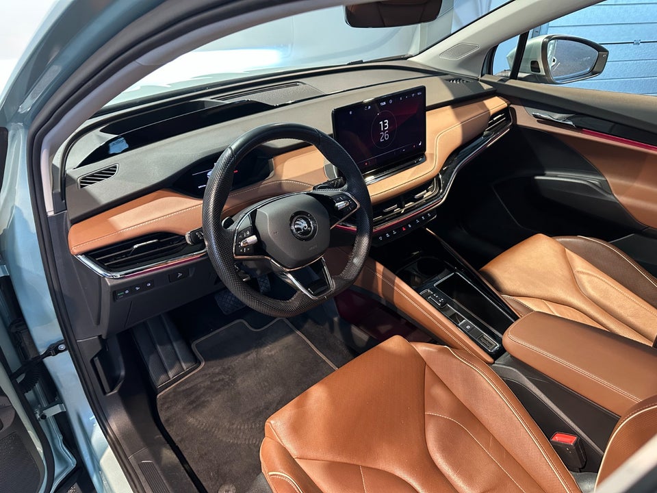Skoda Enyaq 80x iV ecoSuite 5d