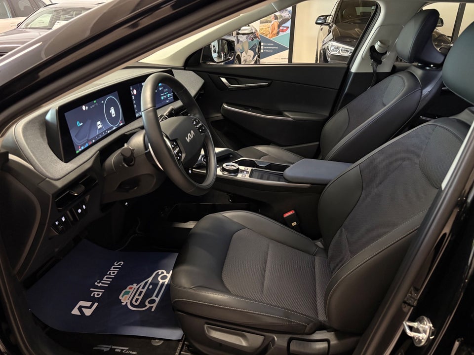 Kia EV6 77 Long Range Access 5d