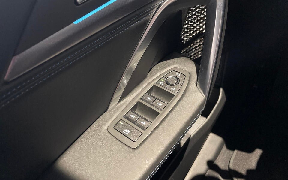 BMW iX1 eDrive20 M-Sport 5d