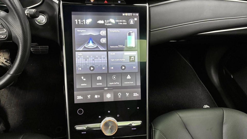 MG Marvel R Luxury 5d