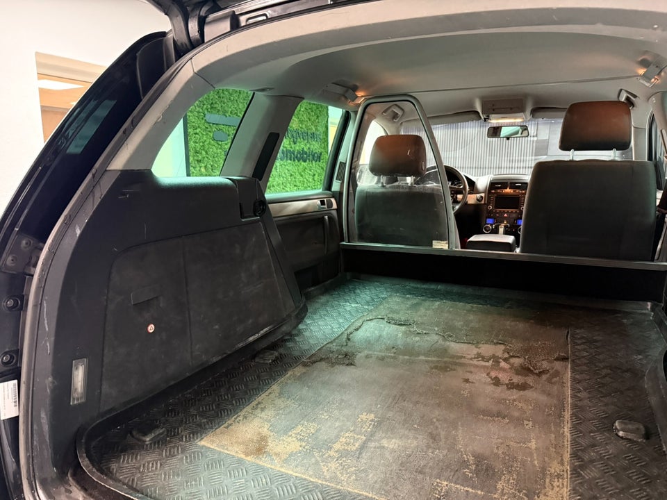 VW Touareg 2,5 TDi Tiptr. 4Motion Van 5d