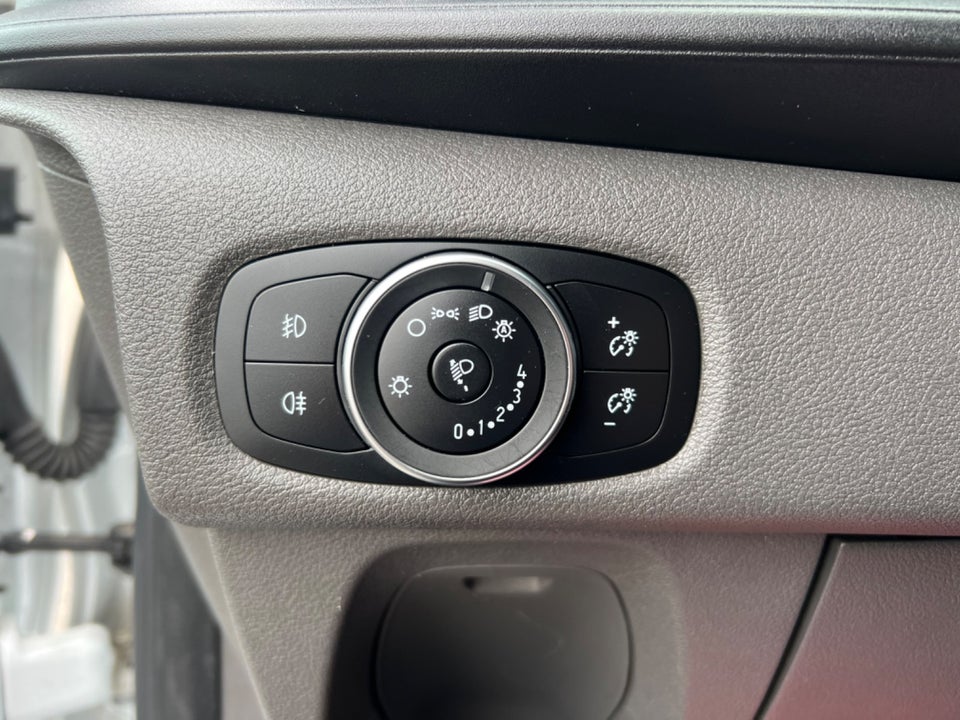 Ford Transit Custom 300L 2,0 TDCi 130 Trend