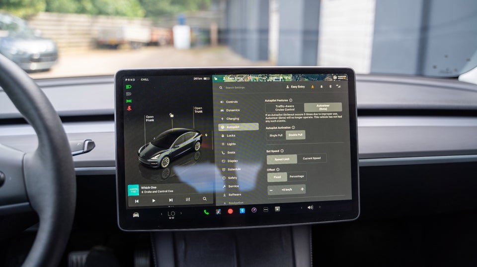 Tesla Model 3 Long Range AWD 4d