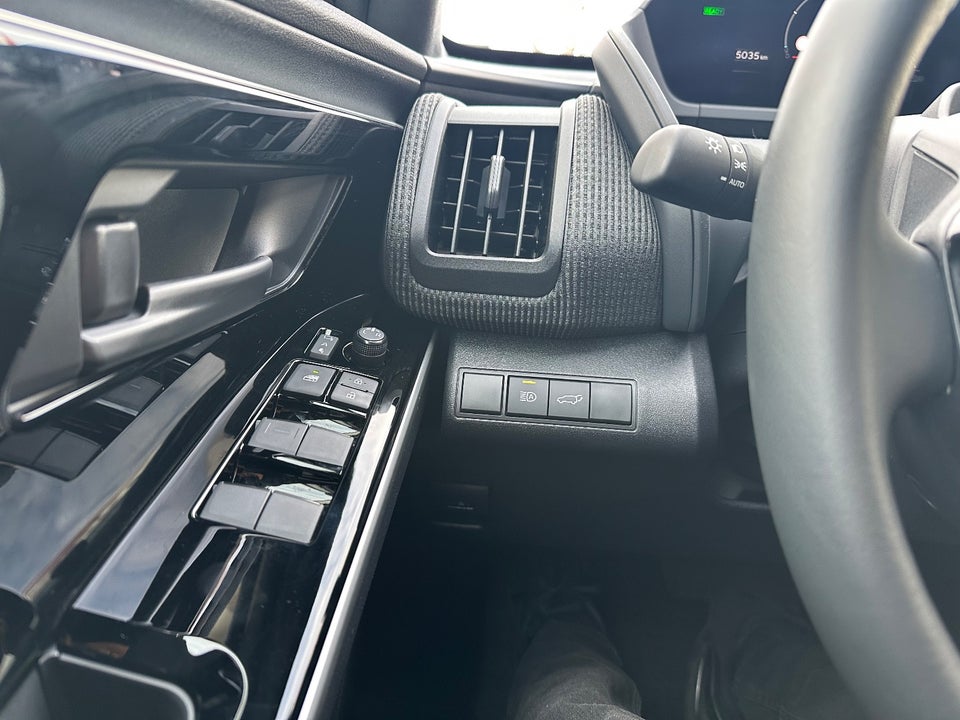 Subaru Solterra 71 Limited 5d