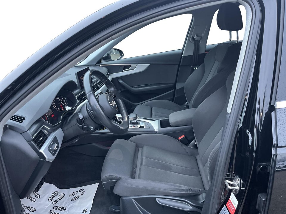 Audi A4 40 TDi Sport Prestige Selection Tour Avant S-tr. 5d