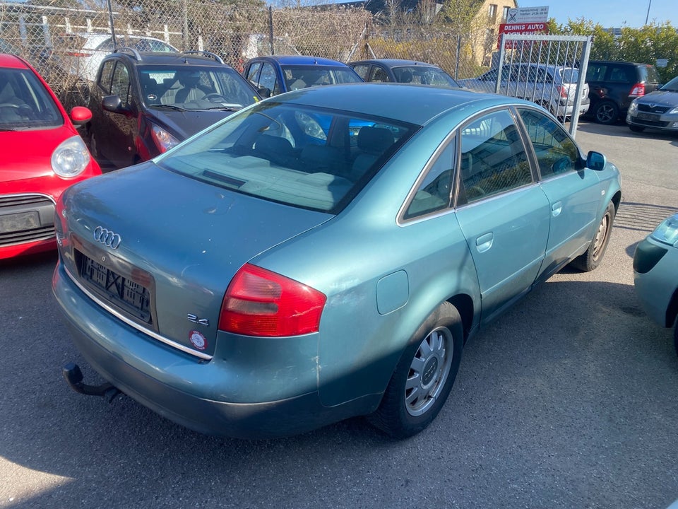 Audi A6 2,4 V6 Tiptr. 4d