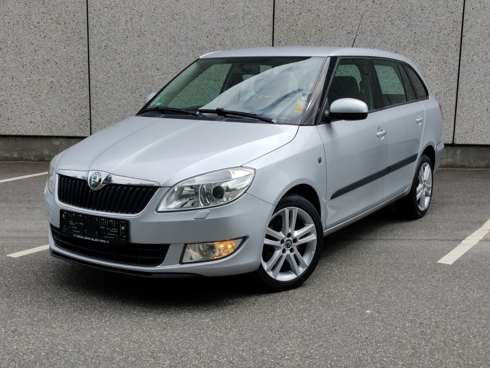 Skoda Fabia 1,2 TSi 105 Ambiente Combi 5d