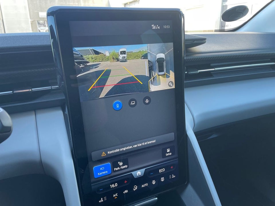 Ford Explorer 82 Premium Extended Range 5d