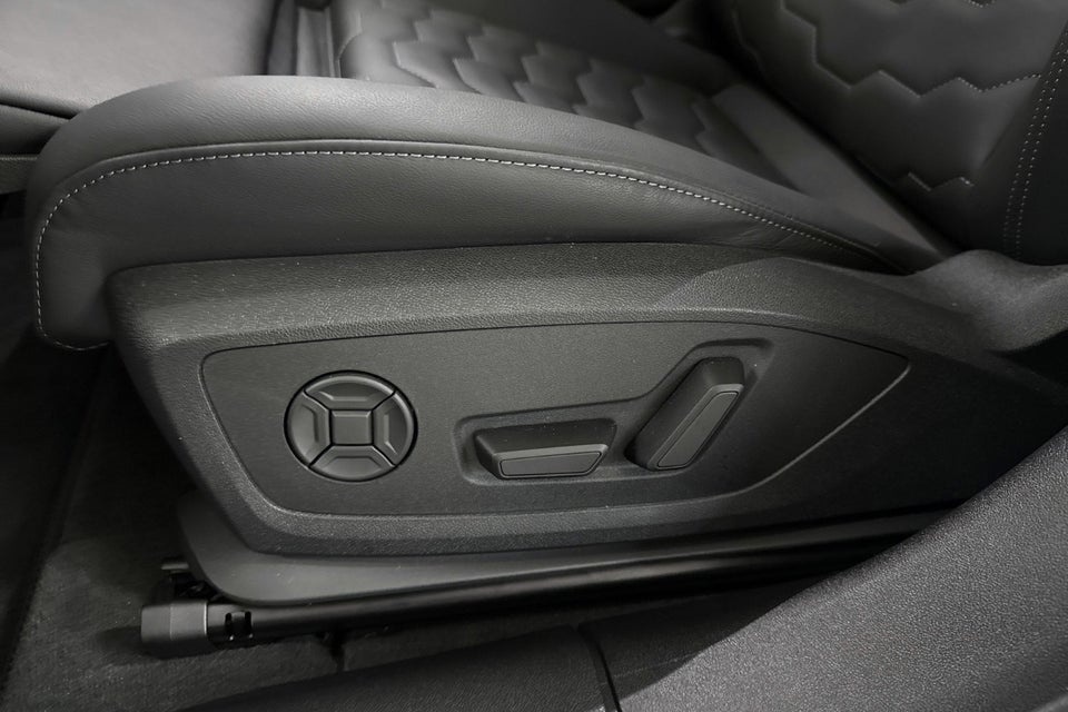 Audi A6 e-tron S-line plus performance Avant 5d