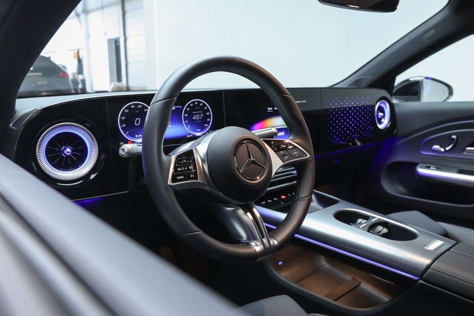 Mercedes CLA250+ EQ Progressive 4d