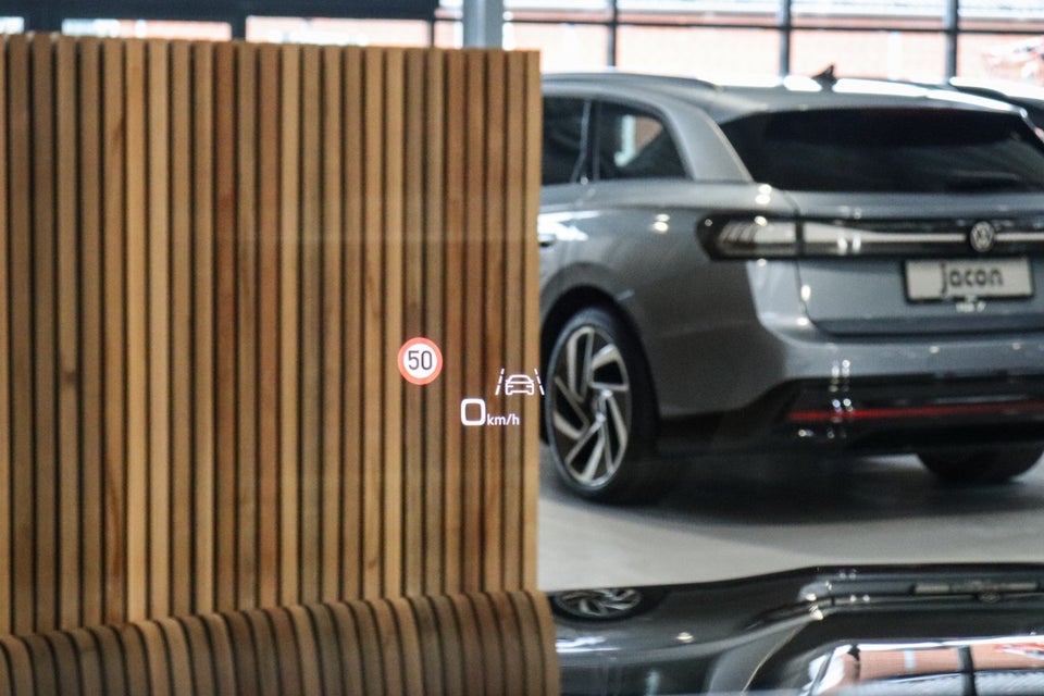 Audi e-tron 55 Advanced quattro 5d