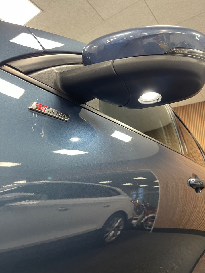 Ford Kuga 2,5 PHEV ST-Line X CVT 5d