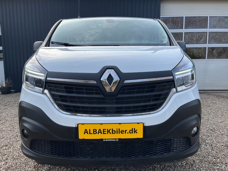 Renault Trafic T29 2,0 dCi 120 L2H1