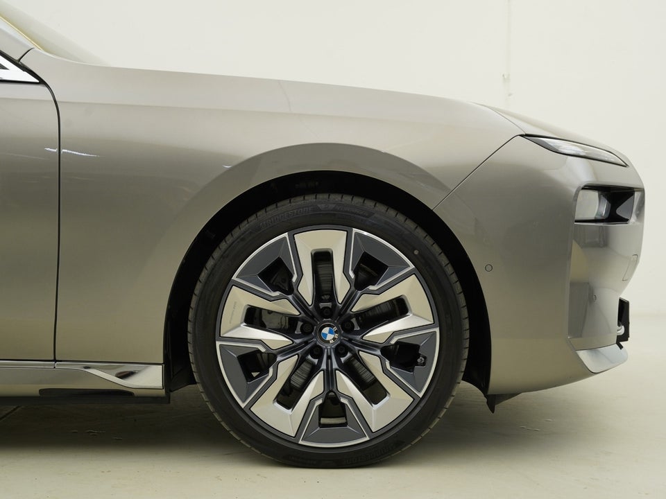 BMW i7 xDrive60 4d
