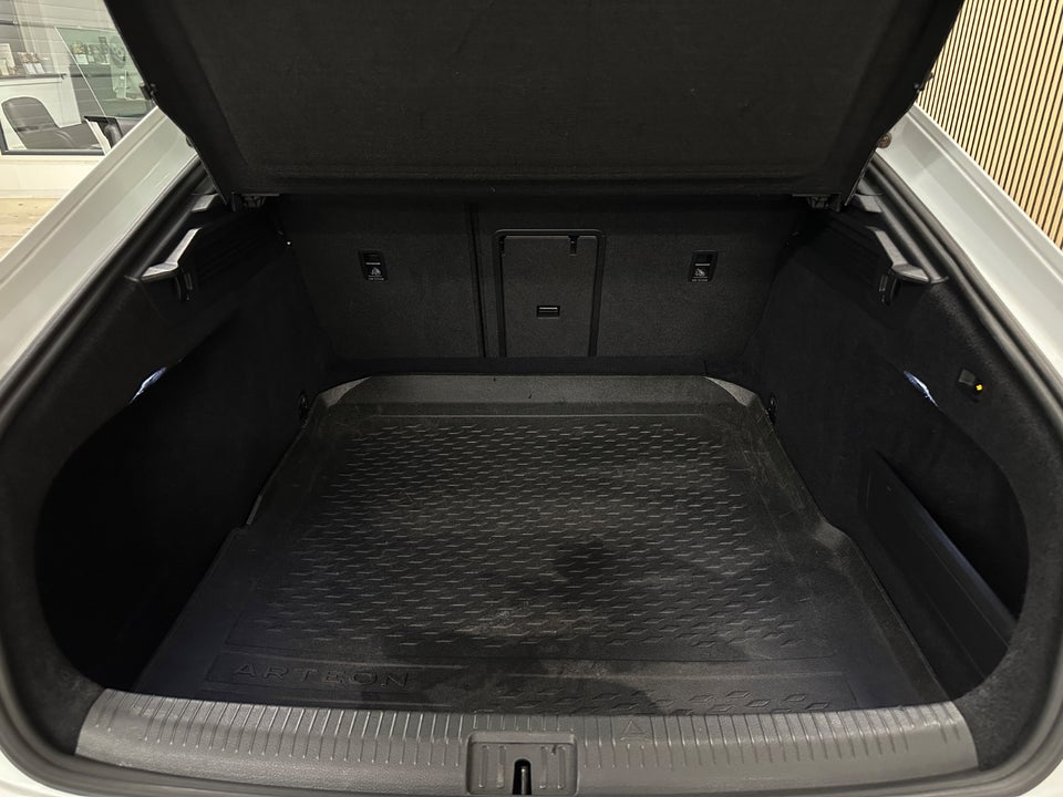 VW Arteon 2,0 TSi 190 R-line DSG 4d