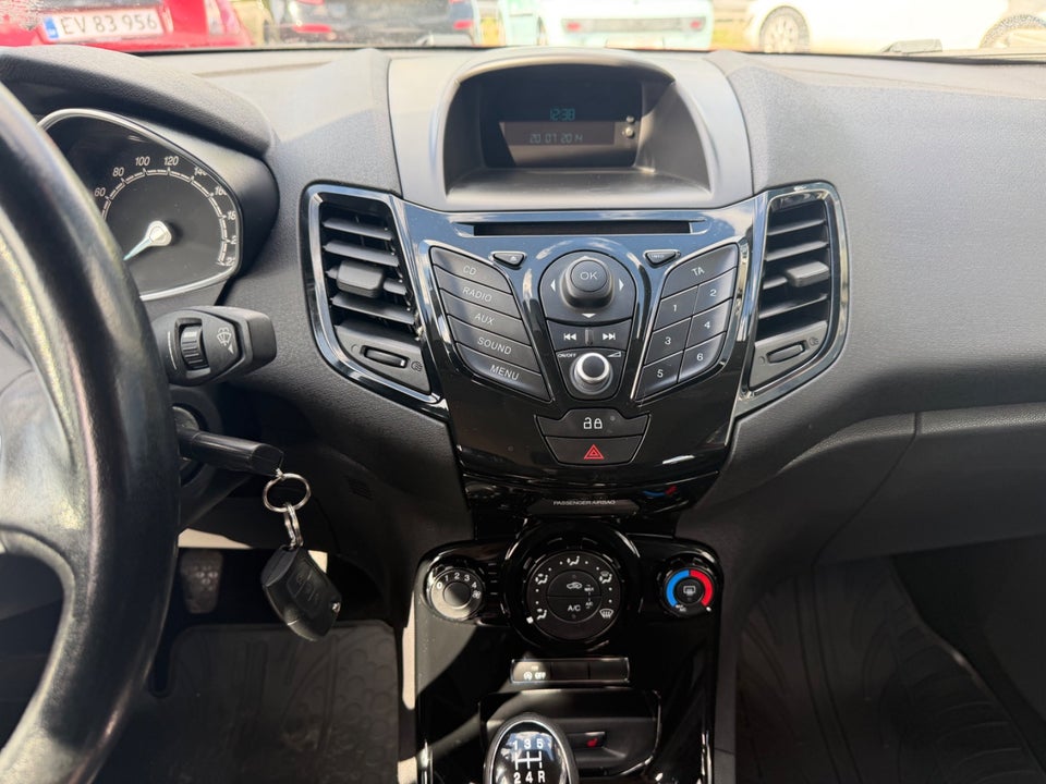 Ford Fiesta 1,0 65 Titanium 5d